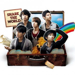 동방신기(東方神起) - SHARE THE WORLD/ ウィ-ア-! [CD]
