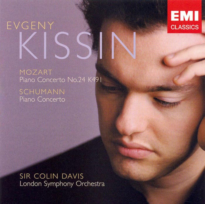 EVGENY KISSIN - MOZART : PIANO CONCERTO NO.24/SCHUMANN : PIANO CONCERTO [수입]