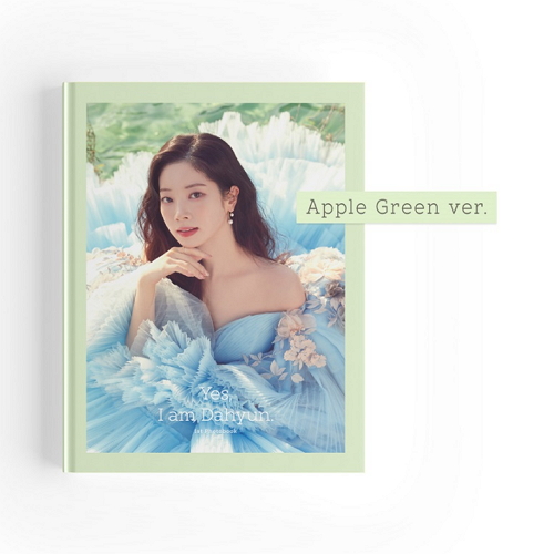 다현(DAHYUN) - Yes, I am Dahyun. / 1ST PHOTOBOOK [Apple green Ver.]